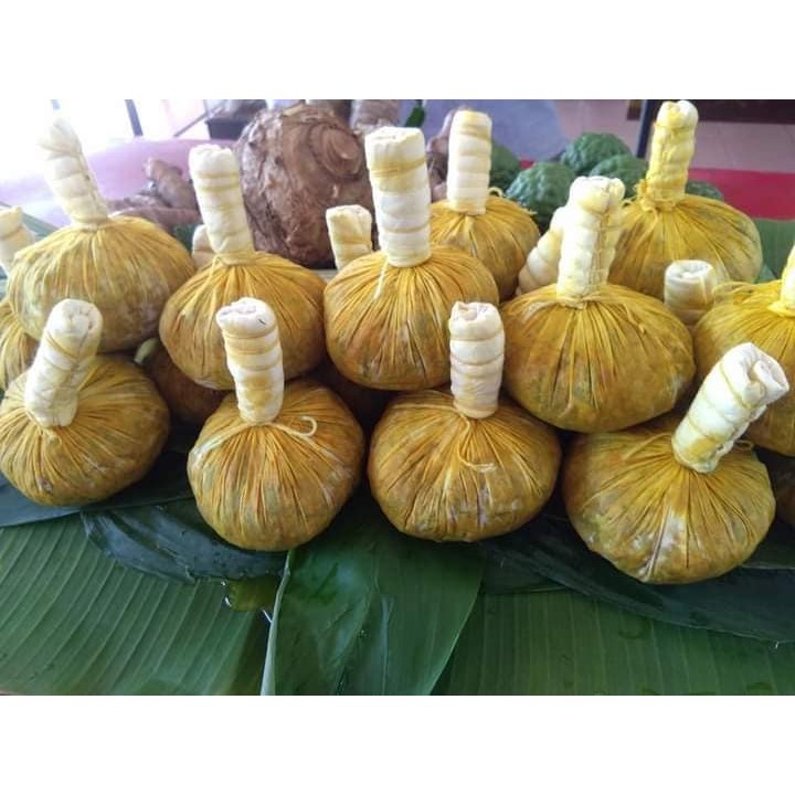 ลูกประคบ